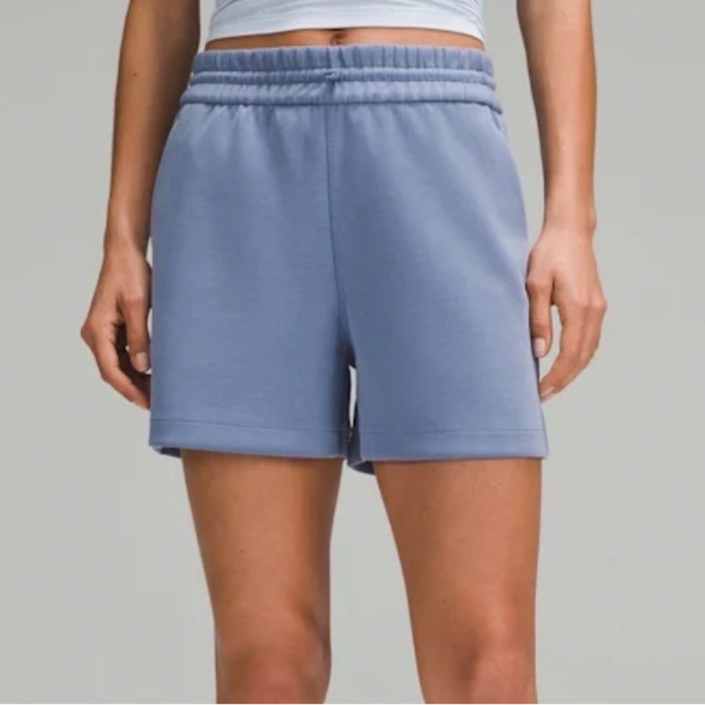 Lululemon Softstreme High-Rise Short in Oasis Blue, Size 4
